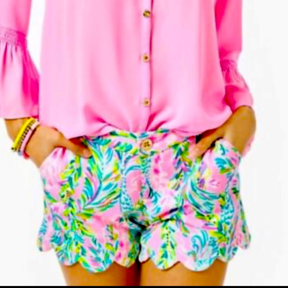 Lilly Pulitzer Buttercup Scalloped Shorts NWT, Sz 16. Unicorn of the sea.